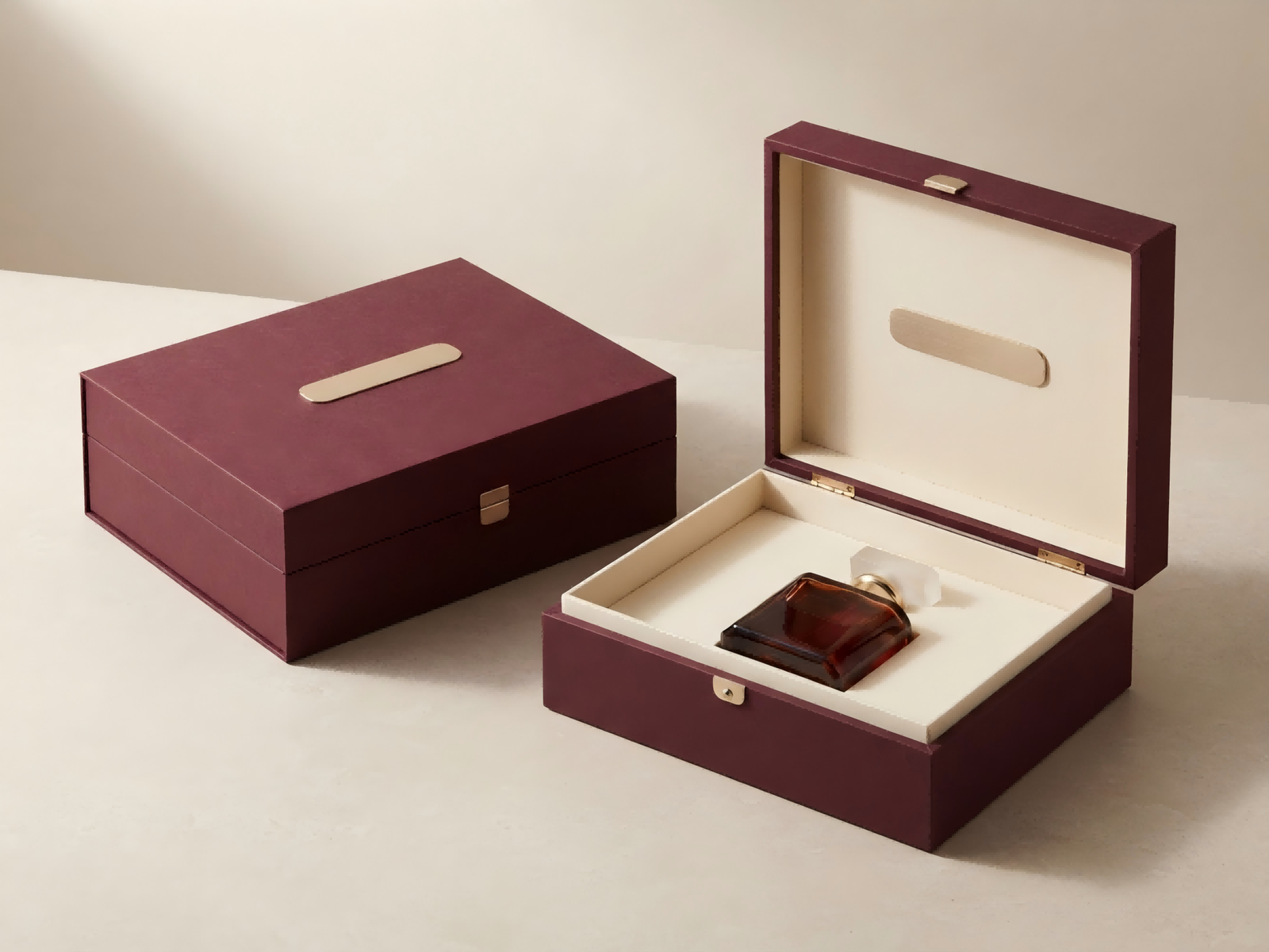 Haute luxury cosmetics packaging concept